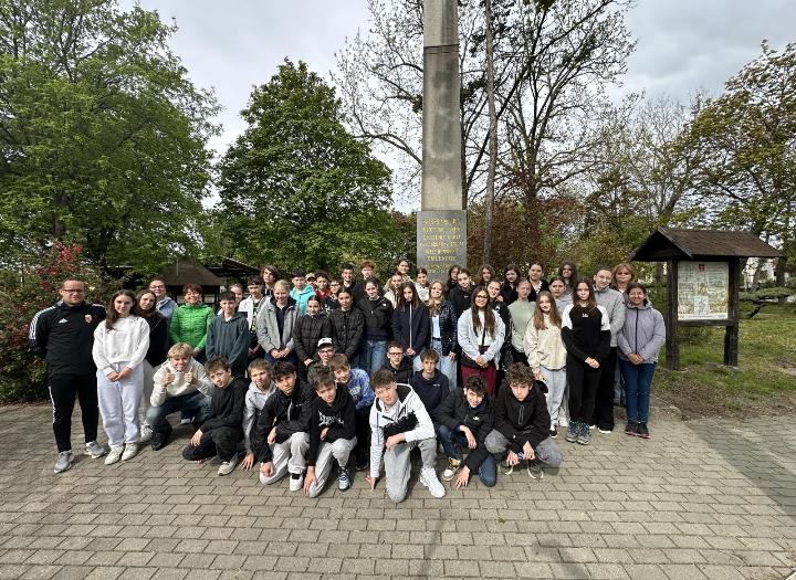 Esterh�zy J�nos nyom�ban a Felvid�ken