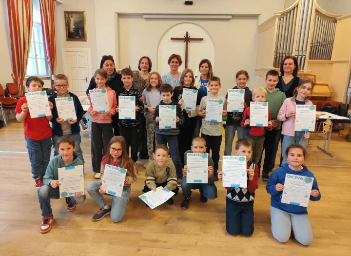 „Cseppenk�nt a j�v��rt” – �lm�nyekkel teli v�z vil�gnapi vet�lked�