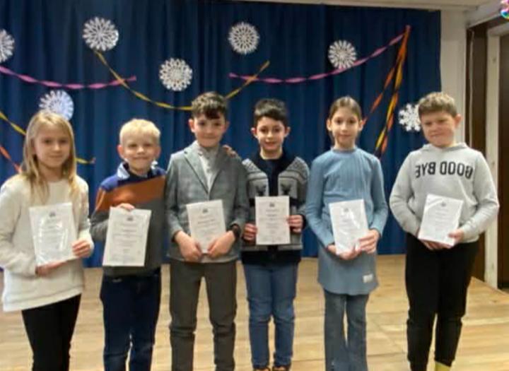 Alkot�ssal �s �r�mmel z�rult a „T�lbe z�rva” rajz- �s k�pz�m�v�szeti verseny